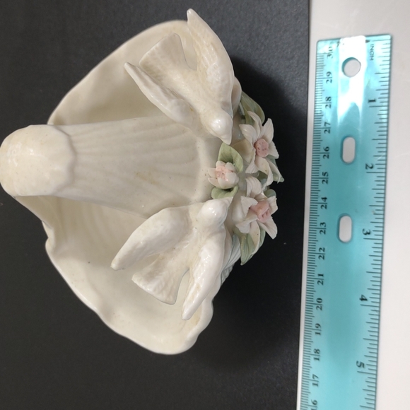 Miniature Flower Doves Basket Porcelain Fitz & Floyd? Decorative Delicate - Picture 8 of 9